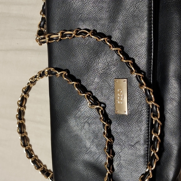 BCBG Handbag NWOT - Picture 3 of 10